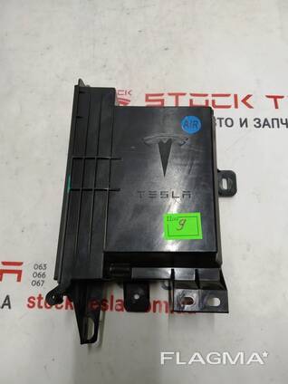 1Бокс блоков управления пневмосистемой Tesla model X 1058358-03-G