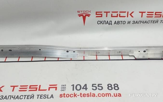 1Планка держатель кронштейна АКБ RWD Tesla model 3 1109808-00-C