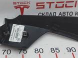 2Накладка ремня безопасности стойки С левой RBST MAMTH V Tesla model S 1024730-00-B - фото 1