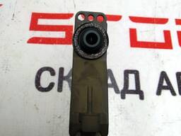 Камера стойки-B наружная левая правая Tesla model X 1069104-00-D