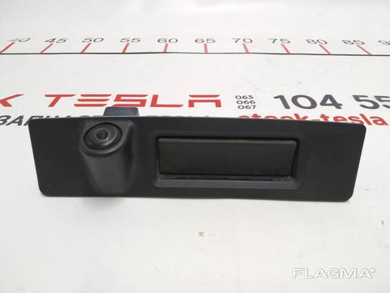 Кнопка открытия крышки багажника с камерой в сборе Tesla model 3 1095949-00-E