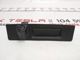 Кнопка открытия крышки багажника с камерой в сборе Tesla model 3 1095949-00-E