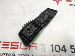 Кронштейн крепления фонаря заднего левого Tesla model 3 1083992-00-D