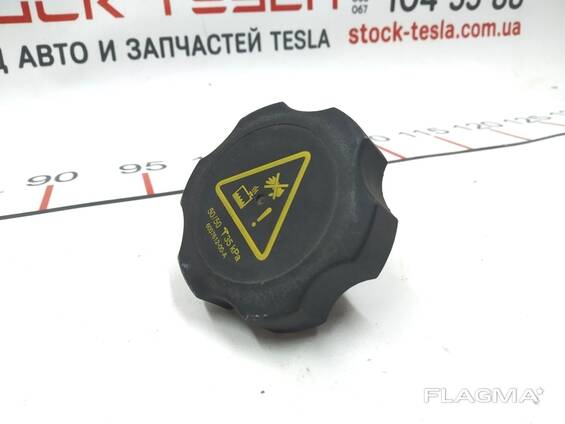 Крышка расширительного бачка охлаждающей жидкости Tesla model S, model S REST 6007612-00-B