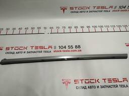 Молдинг наружный двери передней левой хром Tesla model S, model S REST 1095786-00-C