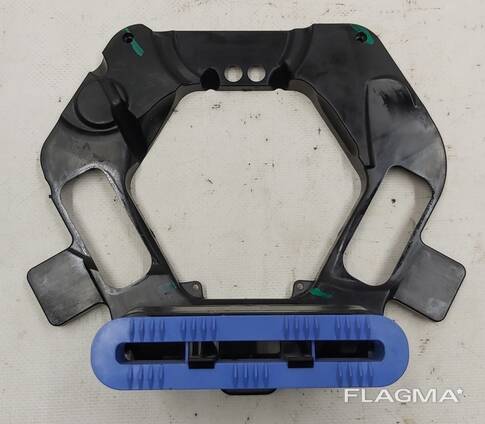 Накладка декоративная торцевая инвертора мотора с изоляторами шин Tesla model S, model S R