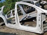 Накладка для динамиков крышки багажника в сборе Tesla model X 1037908-00-G - фото 1