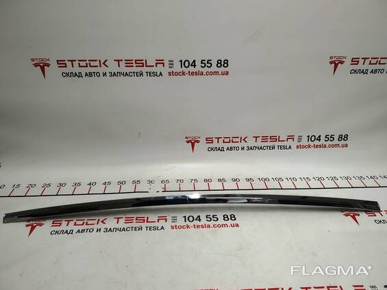 Накладка хромированная верхняя двери задней левой Tesla model X 1032249-00-J