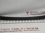 Накладка крышки багажника верхняя Tesla model S, model S REST 1009236-00-H - фото 1