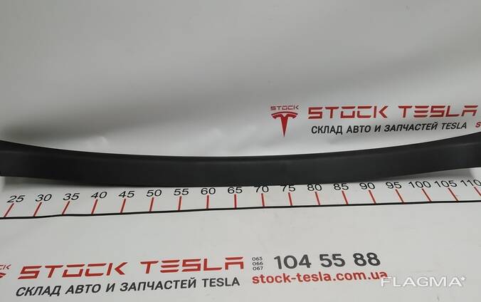Накладка крышки багажника верхняя Tesla model S, model S REST 1009236-00-H