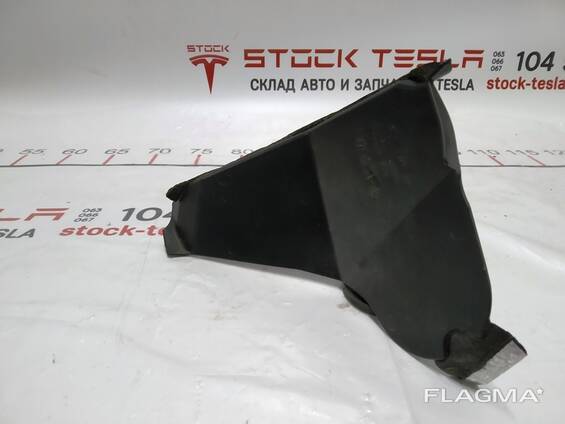 Перегородка водосборника крышки багажника левый Tesla model X 1060446-00-A