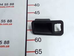 Ручка внутренняя закрытия крышки багажника(без кнопки закрытия) правая сторона Tesla model