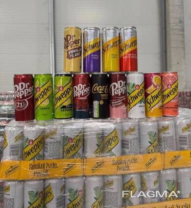 Schweppes ja Dr Pepper 330 ml