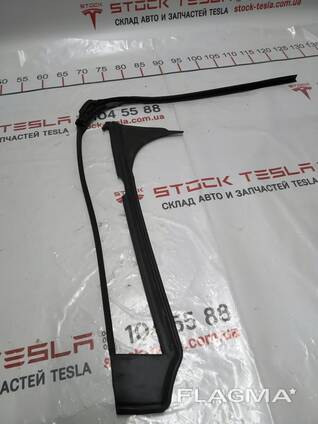Уплотнитель стойки В (камера) правая сторона Tesla model X 1032152-00-D